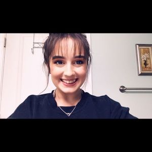 Meet your Posher, Savannah